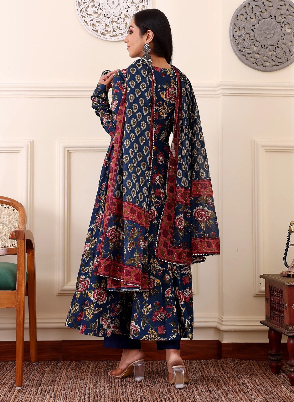 Women Cotton Silk  Kurta Pant Dupatta Set